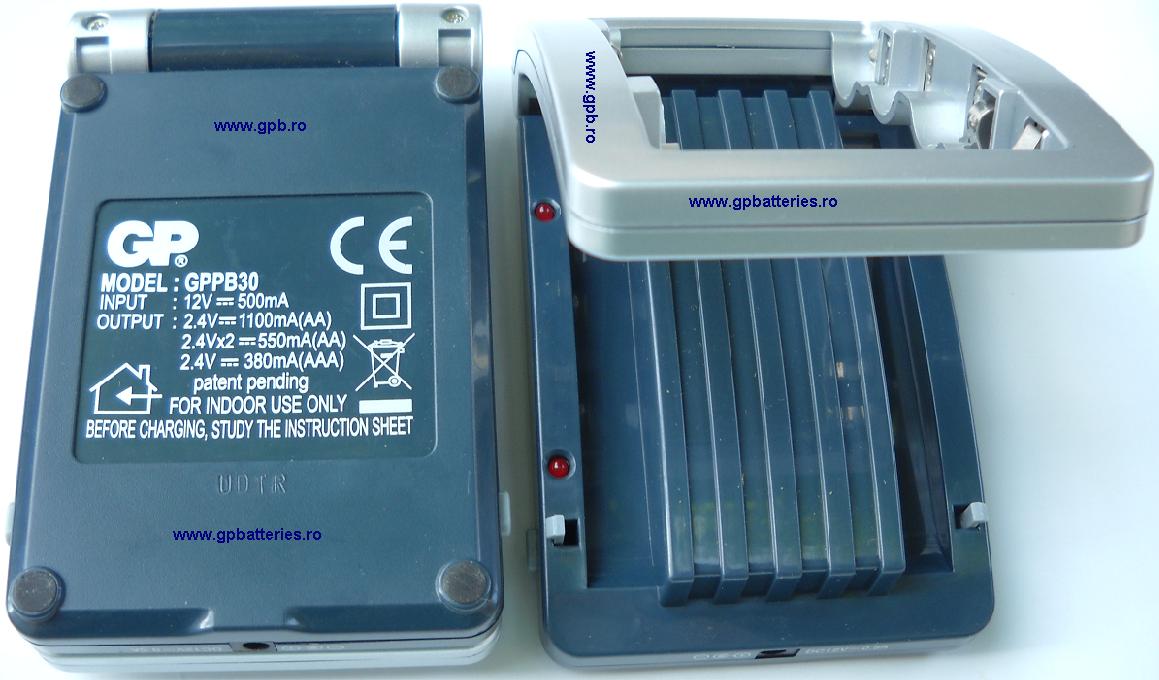 Incarcator GP Batteries PB30 fara acumulatori