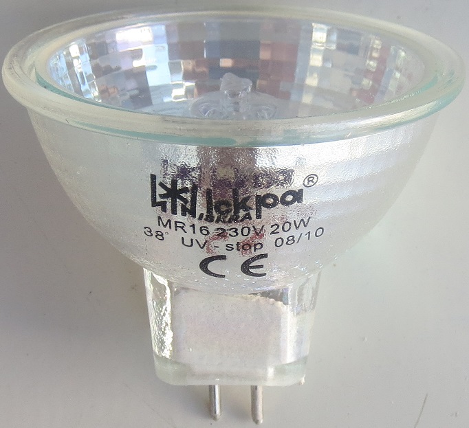 Bec dichroic-halogen 220 volti / 20 watt cu geam GU5.3 MR16 Iskra 